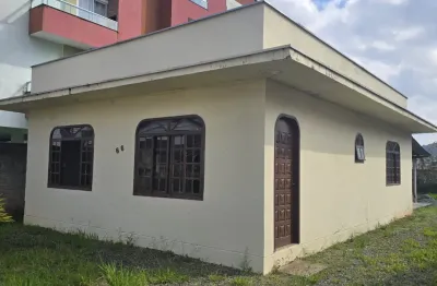 Oportunidade imperdível  casa  de alvenaria averbada em joinville!