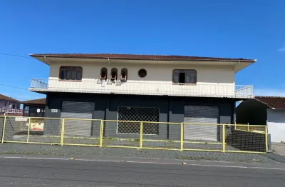 SALA COMERCIAL COM 150m² COM LOCALIZAÇÃO ESTRATÉGICA EM FRENTE AO ANTIGO SHOPPING TUIUTI