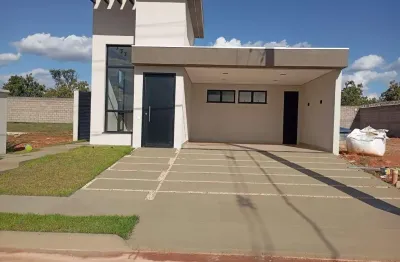 Casa à venda em condomínio verana, petrópolis, várzea grande, mt