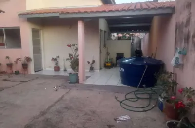 Casa comercial à venda na Rua Carajá, 33, Petrópolis, Várzea Grande