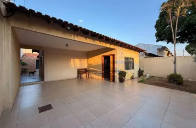 Casa à venda vila carlota com edícula 04 quartos 02 suíte piscina e paineis fotovoltáico