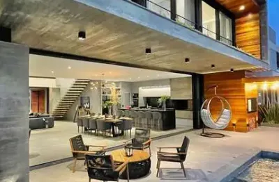 Casa em condomínio fechado com 5 quartos para alugar no Sim, Feira de Santana 