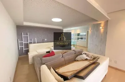 Apartamento com 4 quartos para alugar na Rua São João Batista, Santa Mônica, Feira de Santana