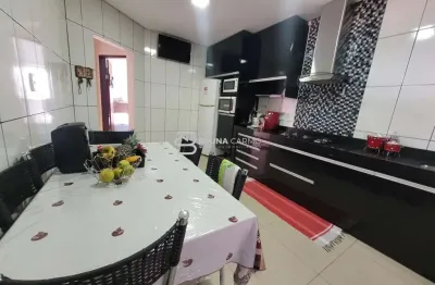Casa com 03 quartos dentro de condomínio na varzea da olaria!