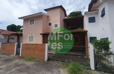 Casa com 3 quartos para alugar na Avenida Prefeito Odenir Francisco da Costa, Araçatiba, Maricá