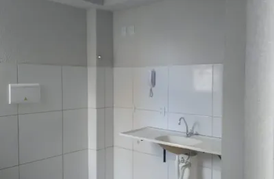 Apartamento com 2 quartos à venda na Rua Luís Gonzaga dos Santos, 135, Pajuçara, Maracanaú