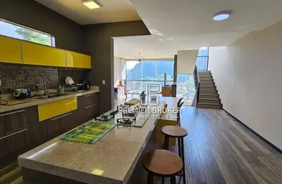 Casa à venda, 300 m² por r$ 1.490.000,00 - comary - teresópolis/rj