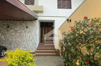 Casa com 4 quartos à venda na Rua Peru, Jardim das Nações, Taubaté