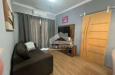 Apartamento 2 dormitórios com varanda gourmet envidraçada e planejados completos
