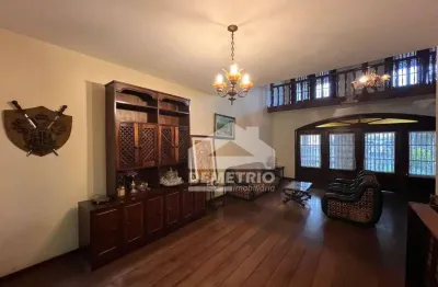 Casa com 4 dormitórios, 573 m² - venda por R$ 3.000.000 ou aluguel por R$ 8.000/mês - Pedregulho - Guaratinguetá/SP