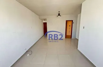 Apartamento reformado de 2 quartos em icaraí com vista livre e vaga