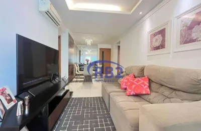 Apartamento com fina decoração de 2 quartos com suíte e vaga em prédio com lazer completo