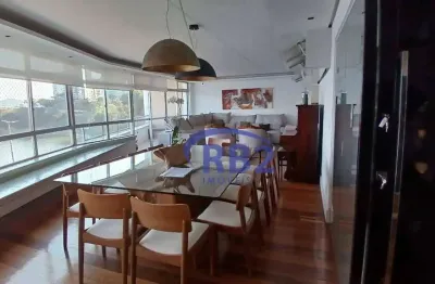 Apartamento vista mar de 4 quartos sendo 1 suíte e 2 vagas de garagem