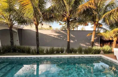 Casa térrea reformada no cibratel ii | tradição e modernidade a poucos passos da praia em itanhaém