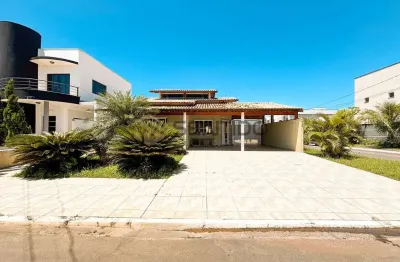 Casa Térrea à Venda no Residencial Belize em Itanhaém | 3 dormitórios, piscina e jacuzzi