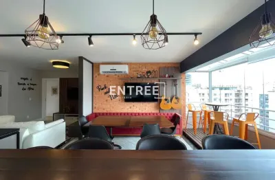 Apartamento 4 quartos (sendo 1 suíte) e 2 vagas - centro