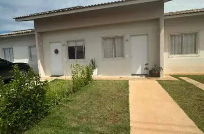Casa em condomínio fechado com 3 quartos para alugar no Petrópolis, Várzea Grande 