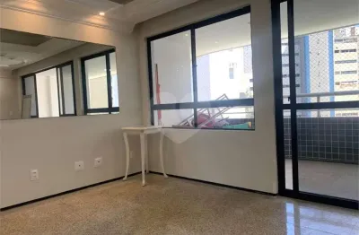 Apartamento com 3 quartos à venda na Rua Bento Albuquerque, Cocó, Fortaleza