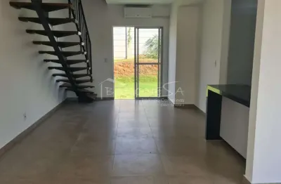 Casa em condomínio fechado com 2 quartos à venda na rua antonio santos silva, 23, balneario tropical, paulínia, 92 m2 por r$ 575.000