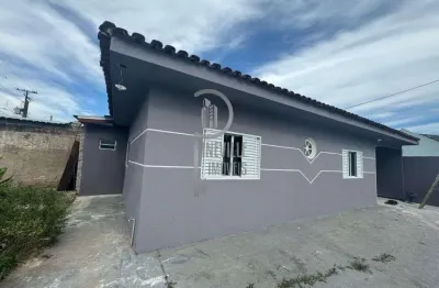 Casa com 2 quartos para alugar na Rua Cambará, 1204, Alto Tarumã, Pinhais