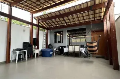 Casa para Venda em Santana do Paraíso, Bom Pastor, 3 dormitórios, 1 suíte, 1 banheiro, 1 vaga