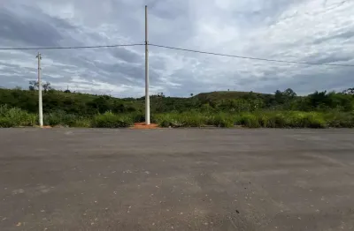 Terreno à venda na Vila Castela, Santana do Paraíso 