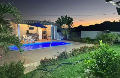 Casa para temporada em entre rios, condomínio aguas de sauípe, 3 dormitórios, 2 suítes, 2 banheiros, 2 vagas