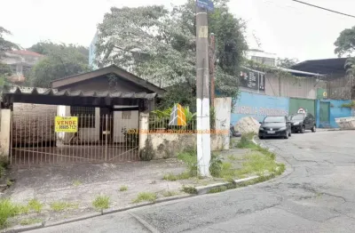 Casa com 2 quartos à venda na Rua Michael Kalinin, Instituto de Previdência, São Paulo