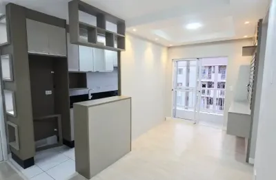Apartamento semi-mobiliado, localizado no Felicita Residencial, no bairro Vargem Grande, em Pinhais/PR.