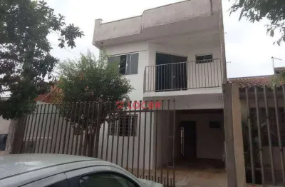 Espaço, conforto e privacidade - sobrado 3 quartos sendo 1 suite.