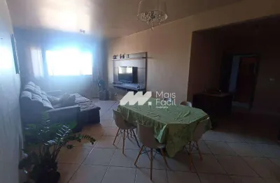 Apartamento com 3 dormitórios para alugar, 50 m² por R$ 2.600/mês - Vila Morangueira - Maringá/PR