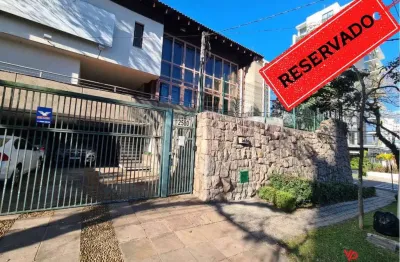 Casa comercial para alugar na rua alferes ângelo sampaio, 2580, bigorrilho, curitiba por r$ 18.000
