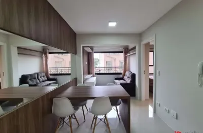 Apartamento com 1 quarto para alugar na rua treze de maio, 439, centro, curitiba por r$ 2.200