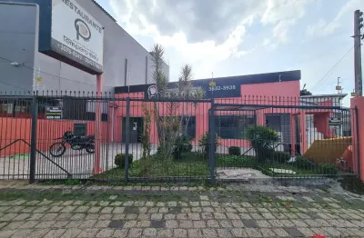 Casa comercial para alugar na avenida presidente kennedy, 612, rebouças, curitiba por r$ 5.800