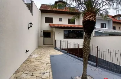 Casa com 2 quartos à venda na rua santo amaro, 493, água verde, curitiba por r$ 1.100.000