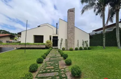 Casa em condomínio fechado com 3 quartos para alugar na rua evaldo wendler, 90, são lourenço, curitiba por r$ 11.600