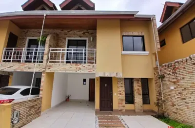 Casa com 3 quartos para alugar na Rua Pedro Collere, 300, Vila Izabel, Curitiba por R$ 4.600