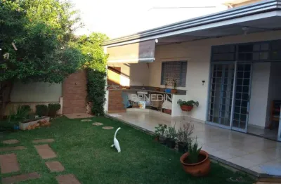 Casa de 162m² com 03 quartos sendo 01 suíte a venda - vila tibério