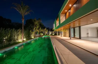 Arouca barra casa triplex de alto padrão 5 suítes com 1.280m2