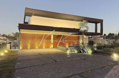 Casa com 4 suítes no condomínio shambala iii atibaia