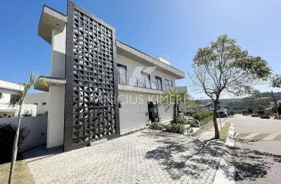 Linda casa mobiliada com 3 suítes no condomínio terras de atibaia i