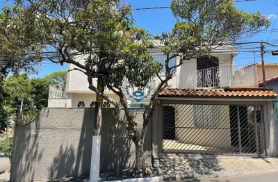 Sobrado no tremembé com 04 dormitórios sendo 01 suíte e 03 vagas de garagem