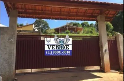 Chácara em atibaia , casa de  madeira com 03 dormitórios e 01 suíte ,04 vagas de