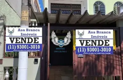 Sobrado no tucuruvi com 03 dormitórios sendo 01 suíte e 02 vagas de garagem