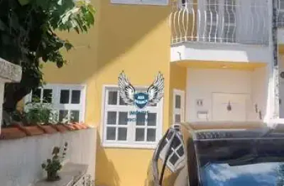 Sobrado  em condomínio fechado nas palmas do tremembé com 02 dormitórios sendo 0