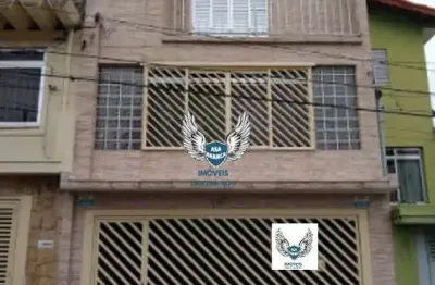 Lindo sobrado 3 dormitórios, sendo 2 suítes na vila mazzei.