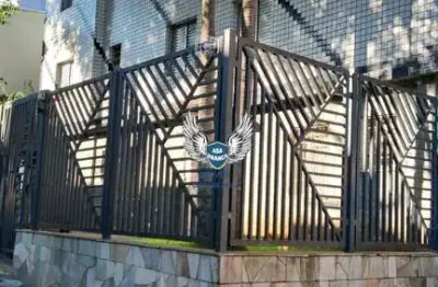 Apartamento de 01 dormitório com 01 vagade garagem ( sem elevador  e à 600 metro