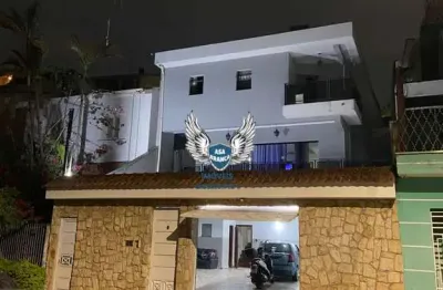 Sobrado no tremembé com 04 dormitórios sendo 01 suíte e 06 vagas de garagem ( pr