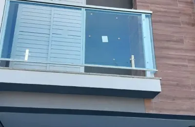 Sobrado jd aricanduva 115 mts-3 dorms, 1 suíte, sala conceito aberto c/cozinha, quintal, 2 vagas