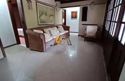 Casa à venda no bairro buraquinho - lauro de freitas/ba